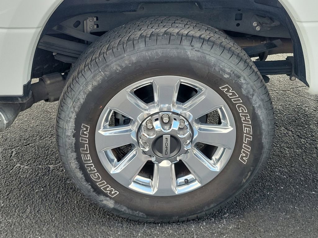 Certified 2022 Ford F350 Platinum w/ FX4 Off-Road Package image 5