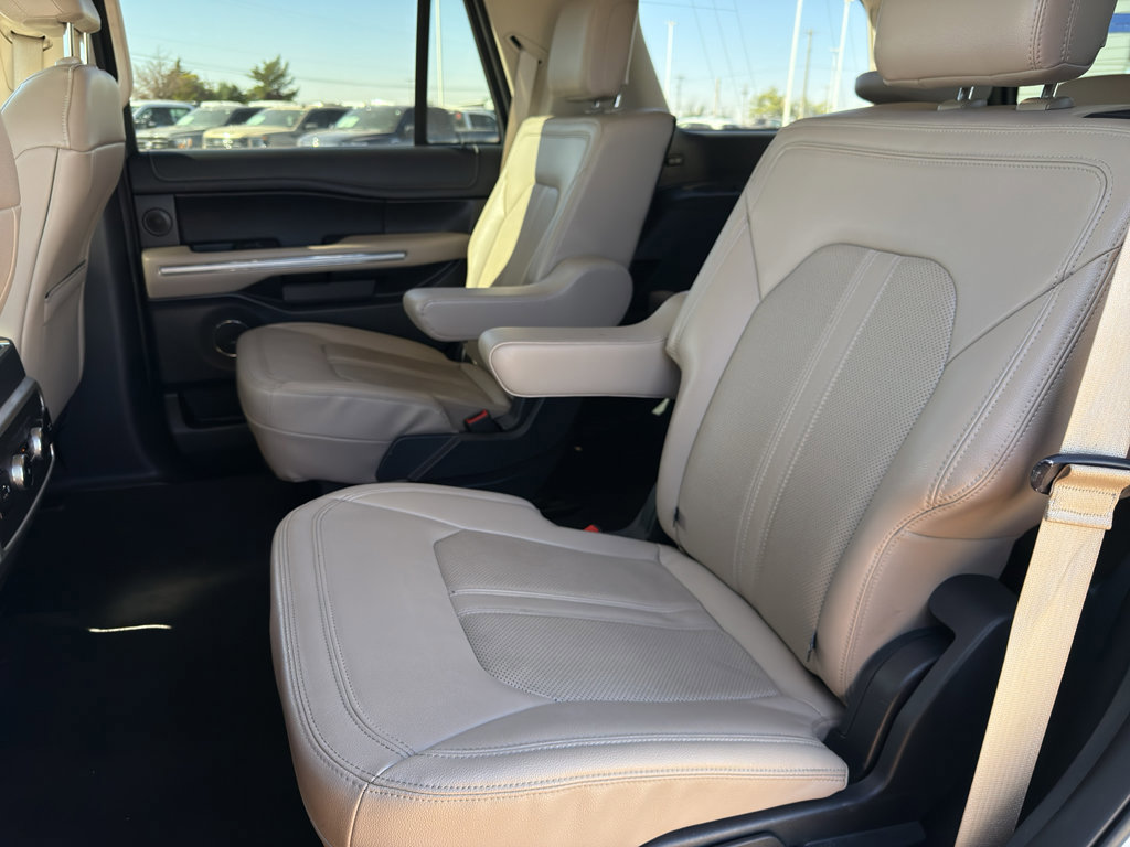 Certified 2023 Ford Expedition Limited image 21