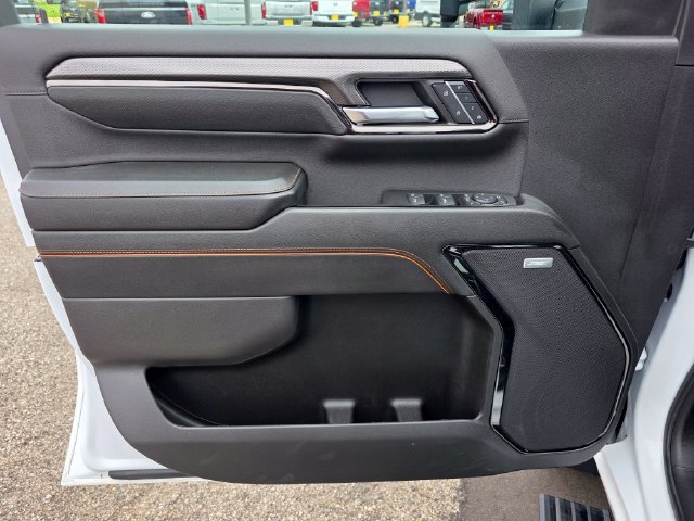 Used 2024 GMC Sierra 2500 AT4 w/ AT4 Premium Plus Package AWD/4WD image 27