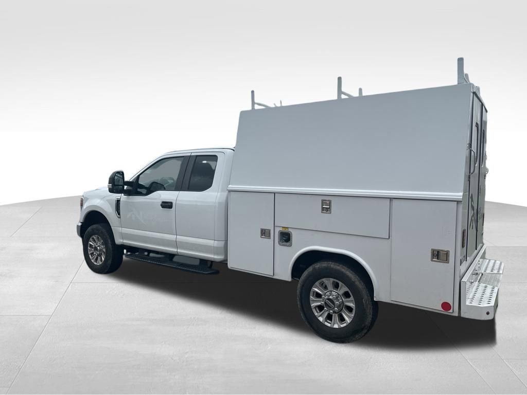 Certified 2022 Ford F350 XL w/ STX Appearance Package AWD/4WD image 5