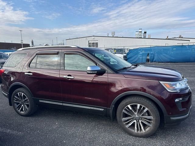 Certified 2019 Ford Explorer Platinum image 3