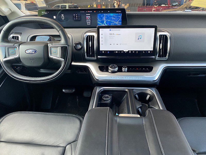 Certified 2025 Ford Expedition Max Platinum AWD/4WD image 22