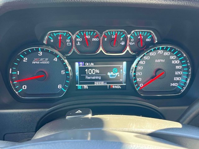 Used 2020 Chevrolet Tahoe LT w/ Off-Road Package AWD/4WD image 38