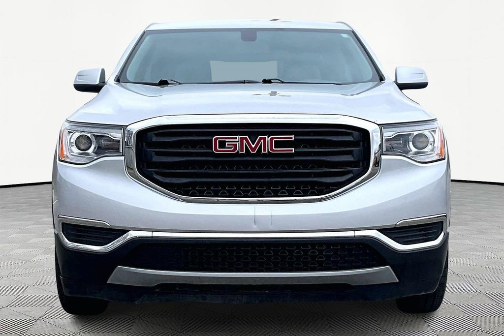 Used 2017 GMC Acadia SLE w/ LPO, Floor Liner Package image 3