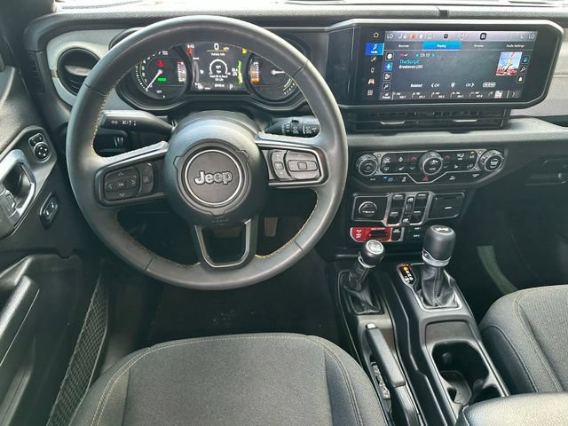 Used 2024 Jeep Wrangler Unlimited AWD/4WD image 13
