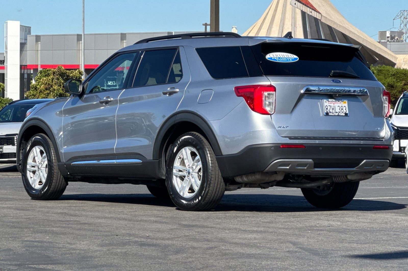 Certified 2022 Ford Explorer XLT w/ Equipment Group 202A image 3