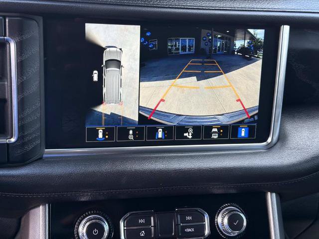 Used 2023 GMC Yukon XL Denali RWD image 30