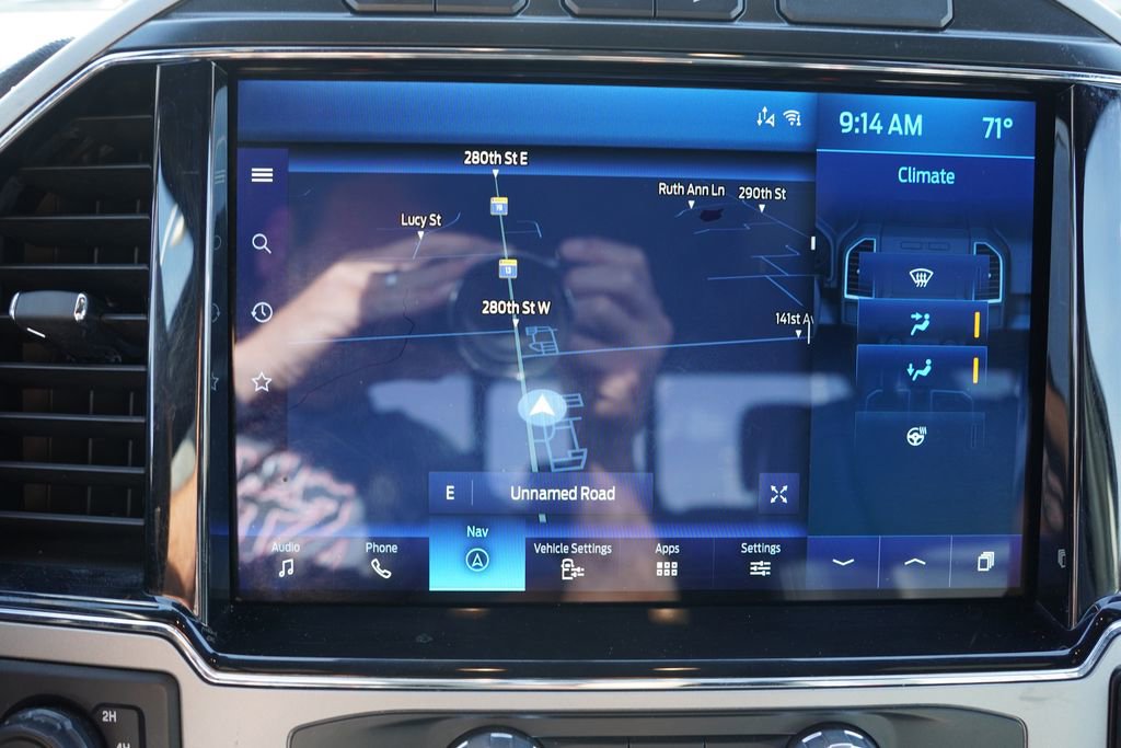 Certified 2022 Ford F350 Lariat w/ Lariat Ultimate Package AWD/4WD image 28