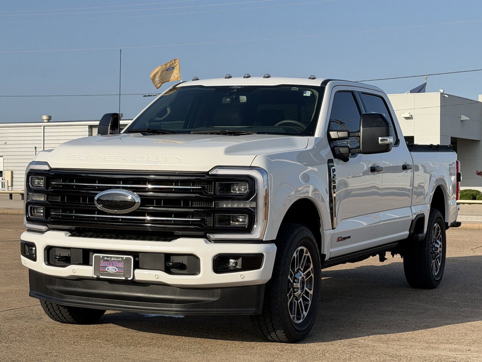 Certified 2026 Ford F250 Platinum w/ Platinum Plus Package AWD/4WD image 8
