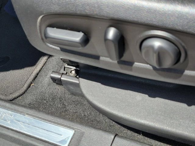 Used 2017 GMC Acadia SLT AWD/4WD image 27