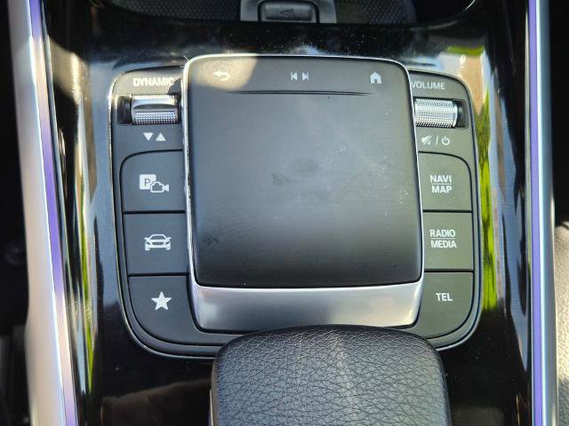 Used 2023 Mercedes-Benz GLB 250 w/ Premium Package image 21