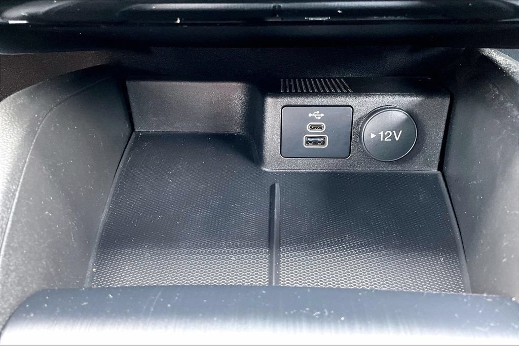 Certified 2024 Ford Escape ST-Line w/ Tech Pack #1 AWD/4WD image 32
