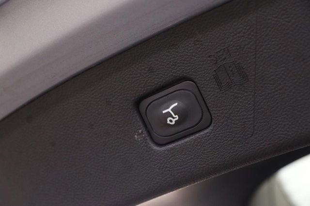 Certified 2024 Ford Edge Titanium image 8