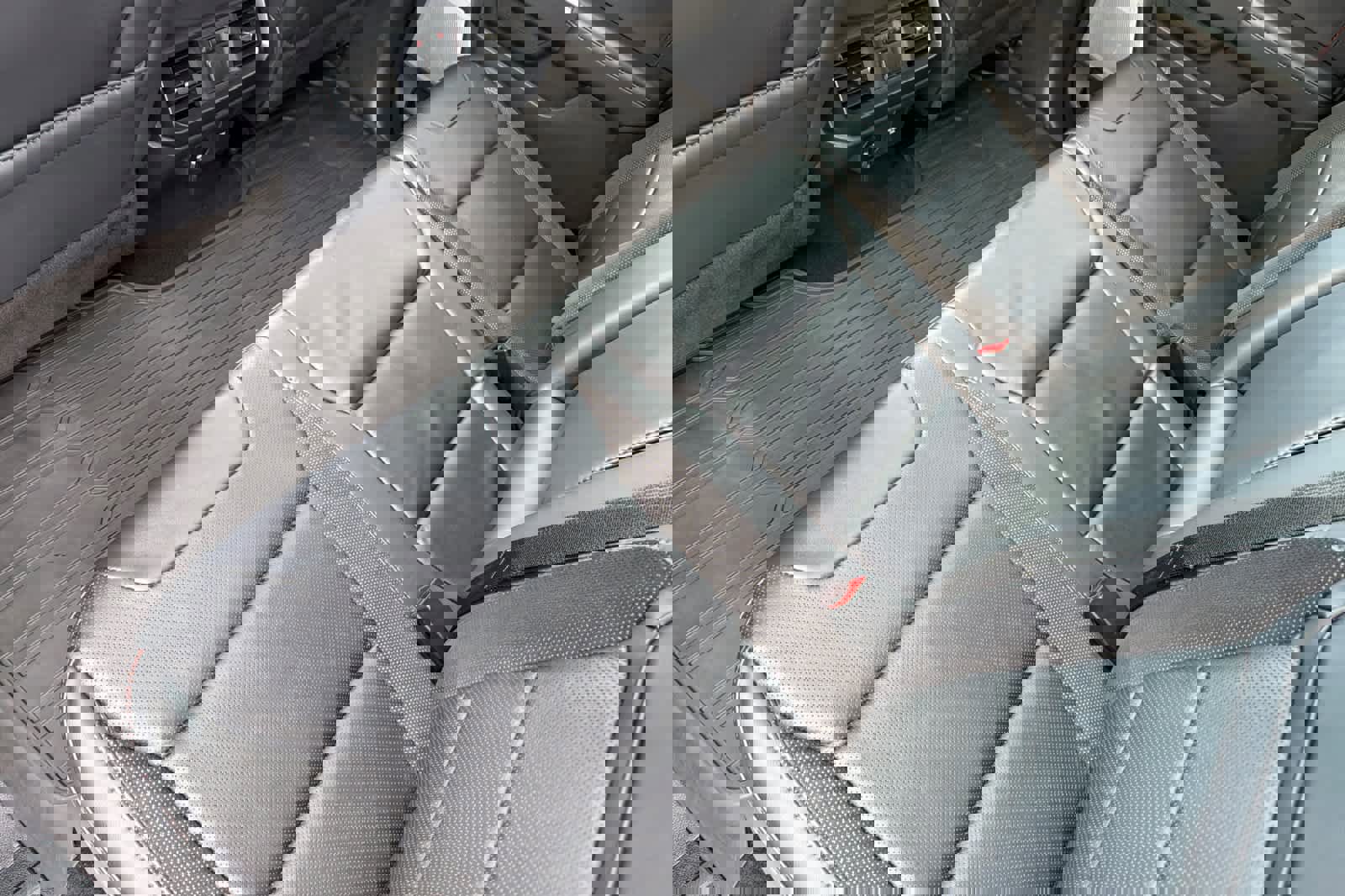 Certified 2024 Ford F150 Raptor image 10