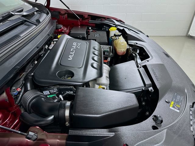 Used 2019 Jeep Cherokee Latitude Plus w/ Comfort/Convenience Group image 26