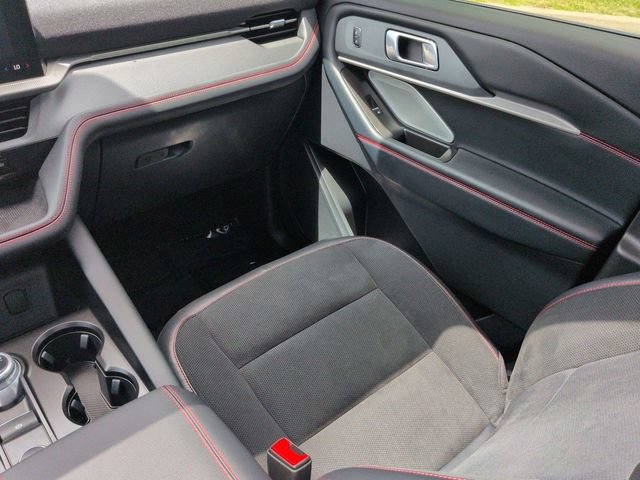 Certified 2026 Ford Explorer ST w/ Sun And Sound Package AWD/4WD image 17