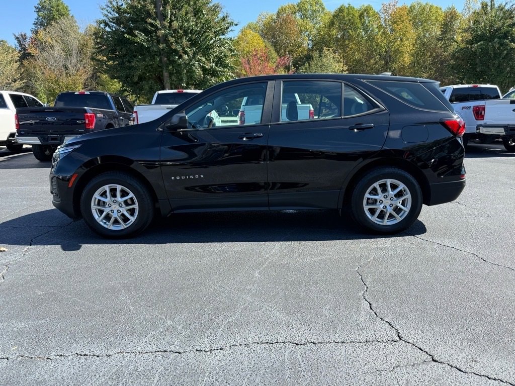 Used 2022 Chevrolet Equinox LS image 7