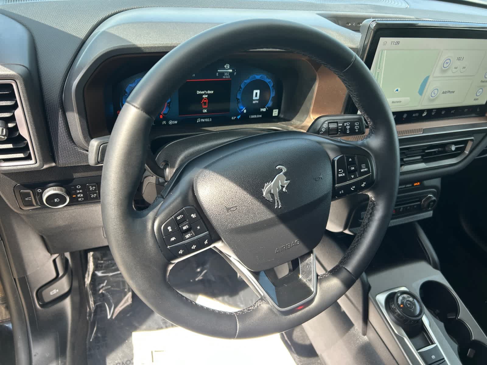 Certified 2025 Ford Bronco Sport Outer Banks w/ Outer Banks Tech Package+ AWD/4WD image 13