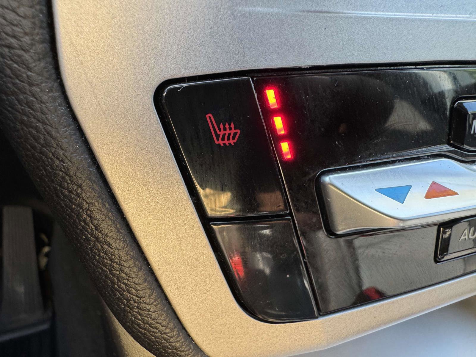 Certified 2022 Ford Explorer XLT w/ Class IV Trailer Tow Package image 23