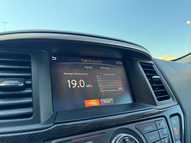 Used 2020 Nissan Pathfinder SL image 32