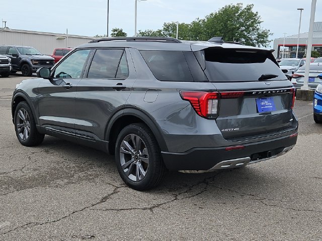 Certified 2026 Ford Explorer Active w/ Active Comfort Package AWD/4WD image 3