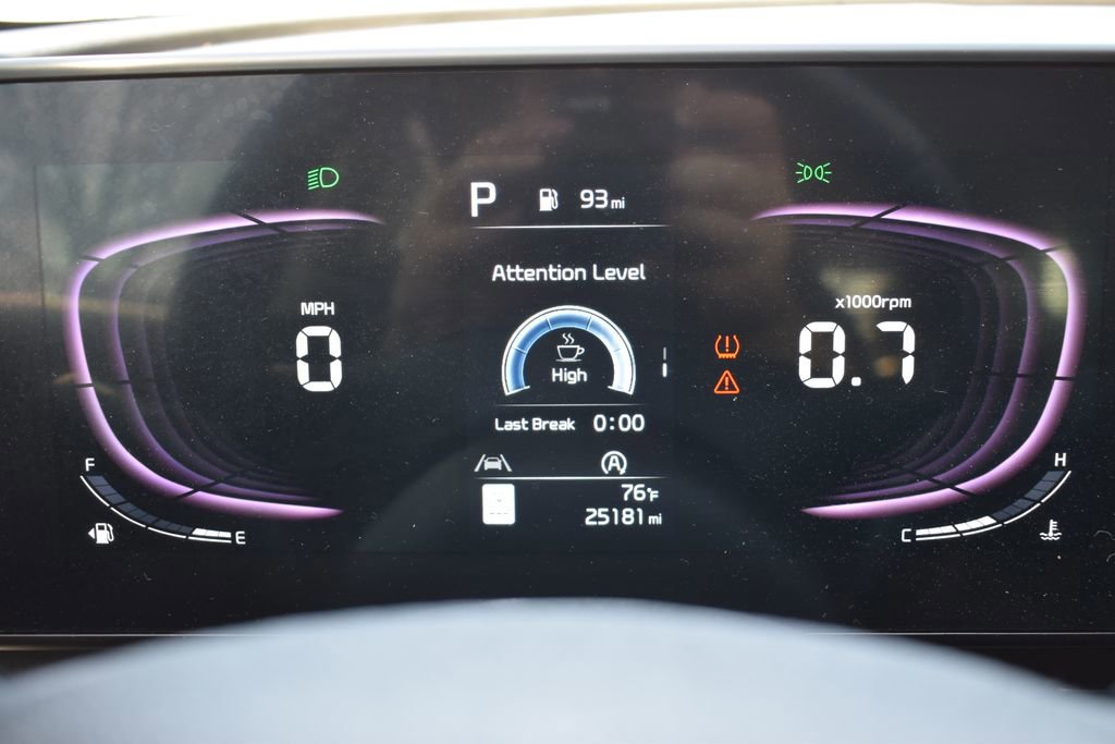 Used 2024 Kia Sportage EX image 12