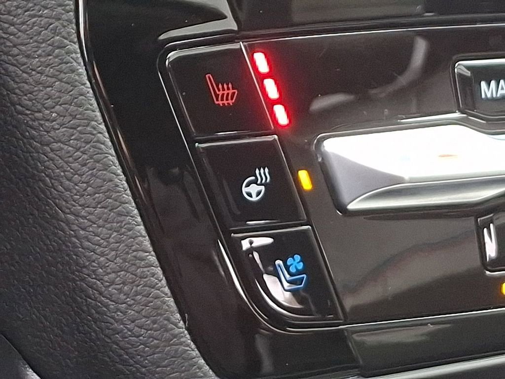 Certified 2023 Ford Explorer ST w/ Equipment Group 401A image 27