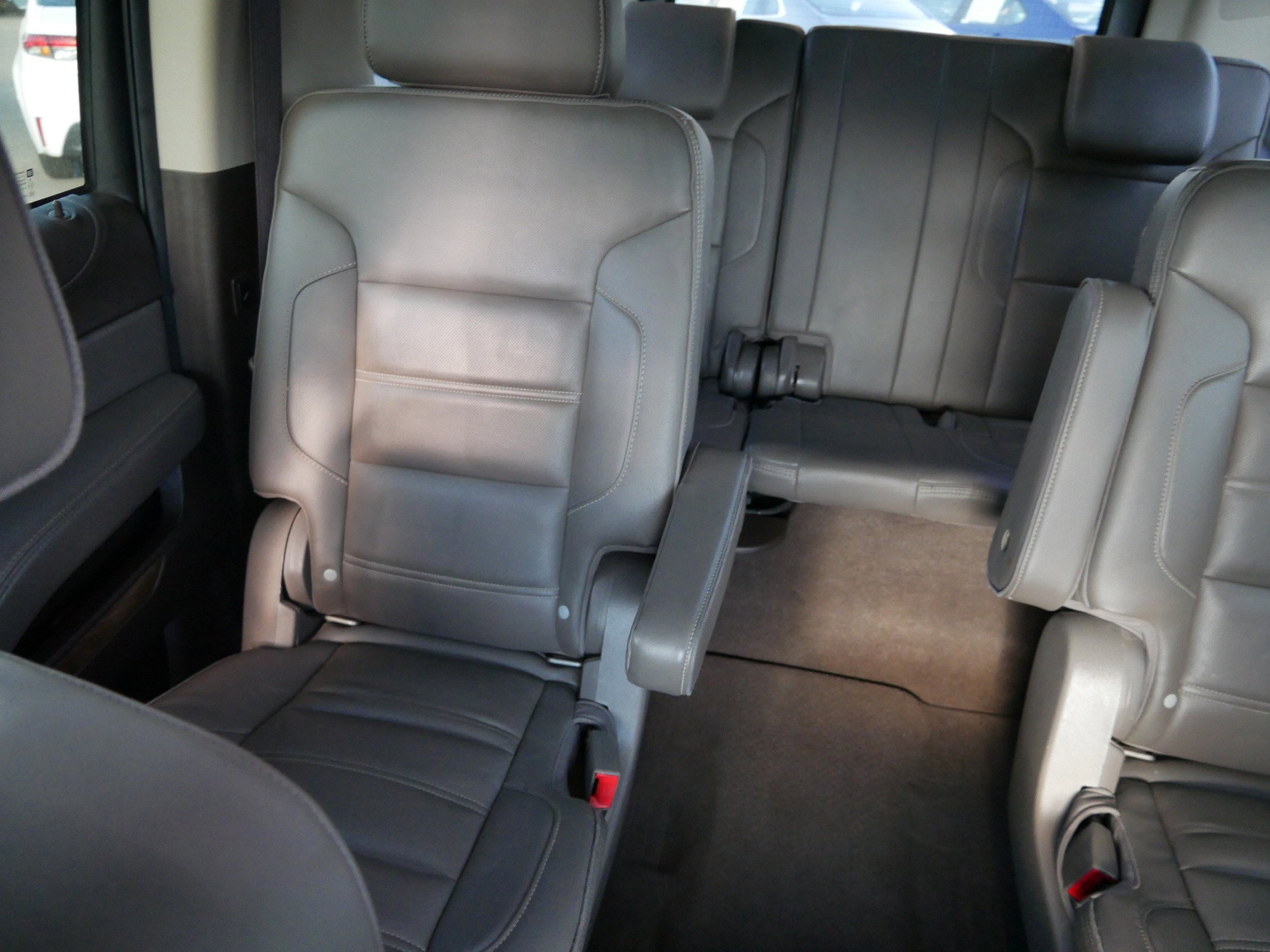 Used 2019 GMC Yukon XL Denali w/ Denali Ultimate Package AWD/4WD image 13