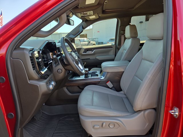 Used 2024 GMC Sierra 1500 SLT w/ SLT Premium Plus Package AWD/4WD image 10