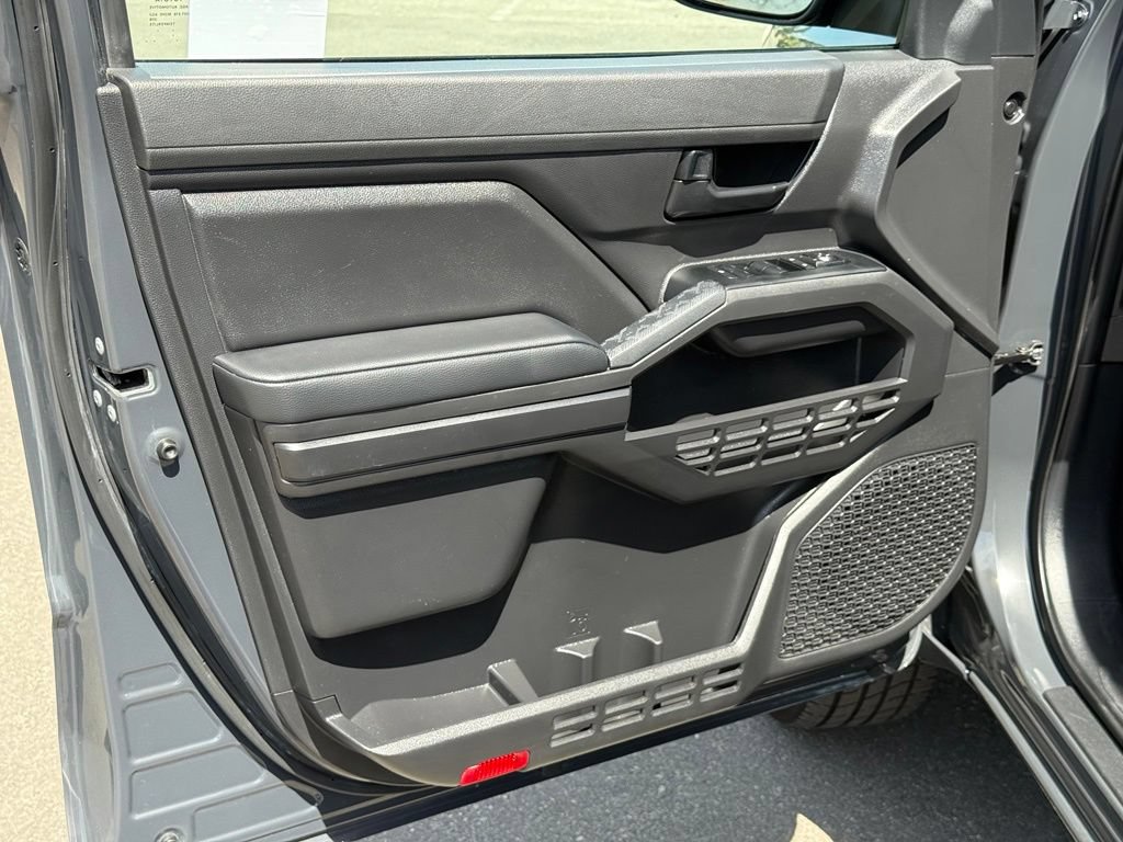 Used 2025 Toyota Tacoma SR RWD image 17