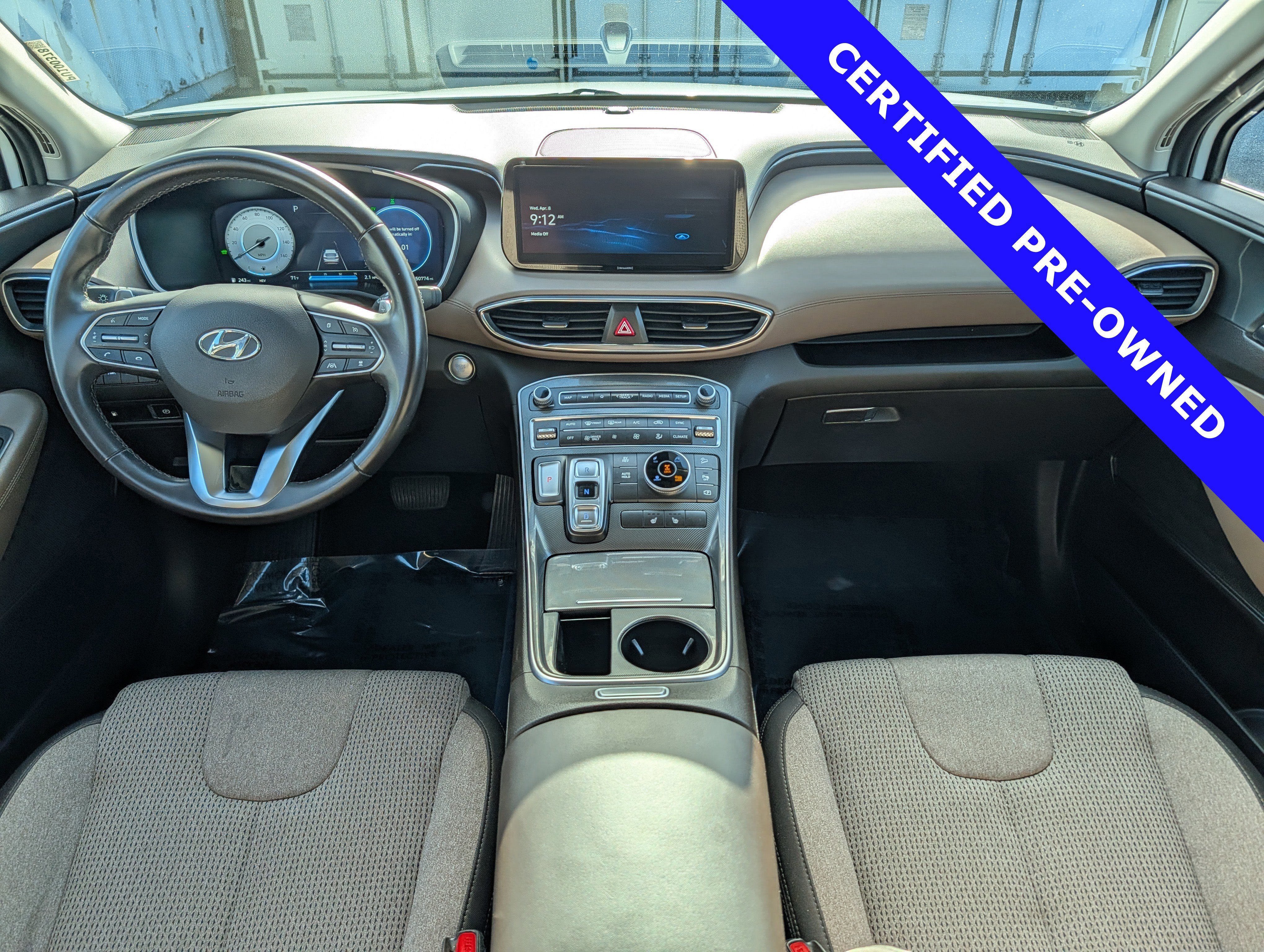 Used 2023 Hyundai Santa Fe SEL Convenience image 16