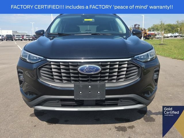 Certified 2025 Ford Escape Platinum AWD/4WD image 4