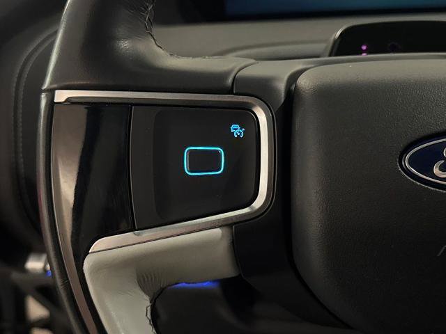 Certified 2025 Ford Expedition Platinum w/ Driver's Package image 21