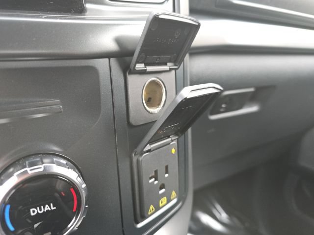 Certified 2025 Ford F150 Tremor AWD/4WD image 19