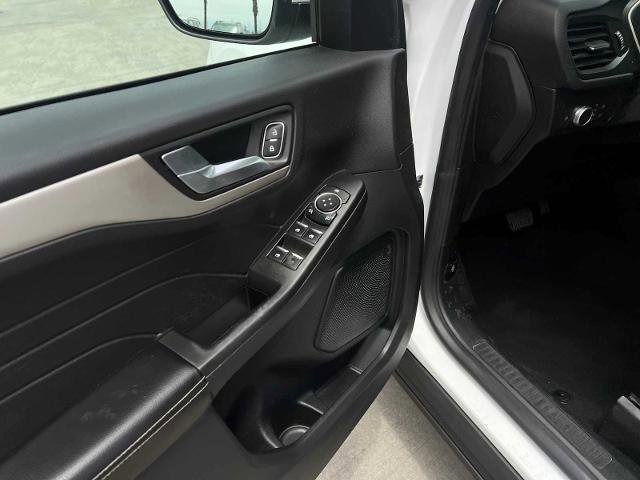 Certified 2021 Ford Escape SE image 14