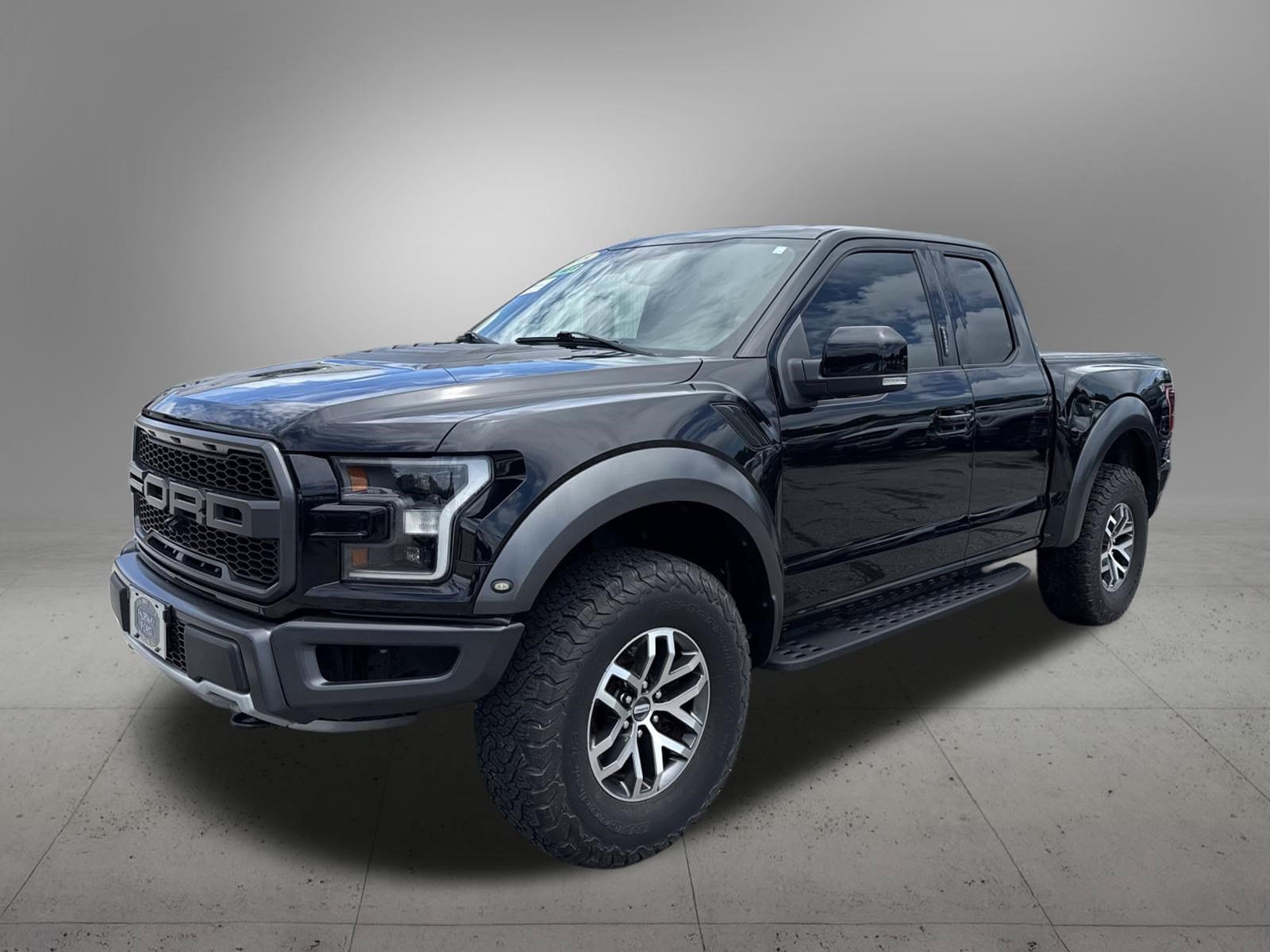 Certified 2018 Ford F150 Raptor w/ Equipment Group 802A Luxury
