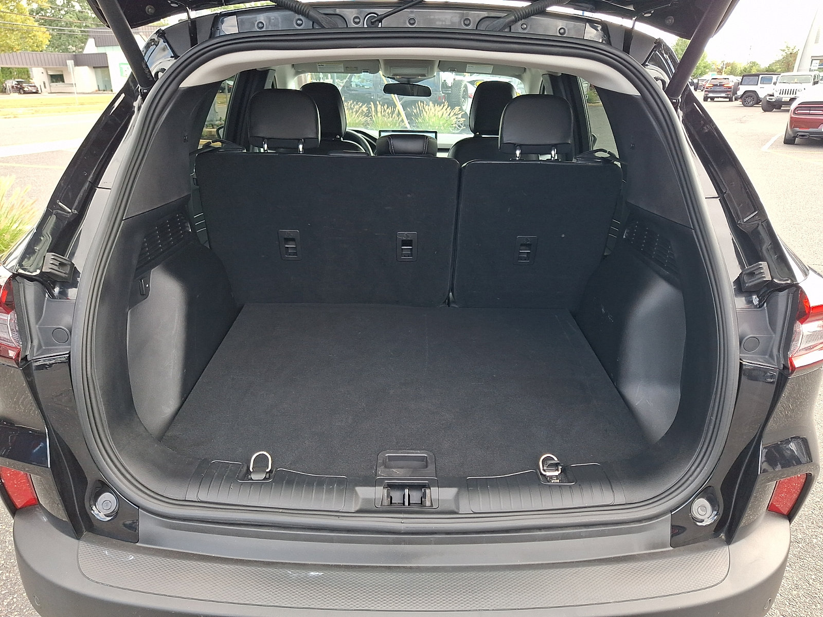 Certified 2023 Ford Escape SE FWD image 30