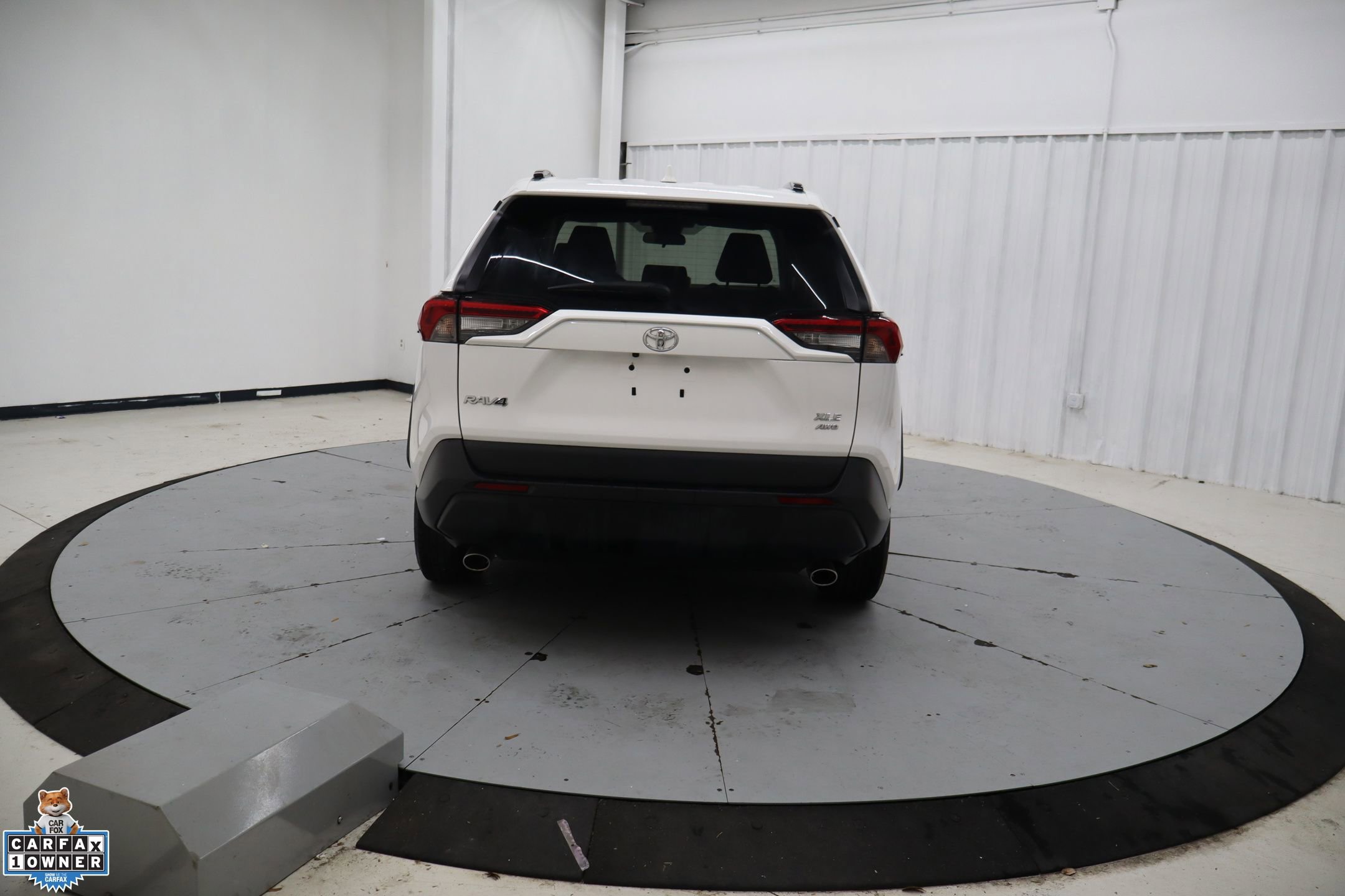 Used 2024 Toyota RAV4 XLE AWD/4WD image 6