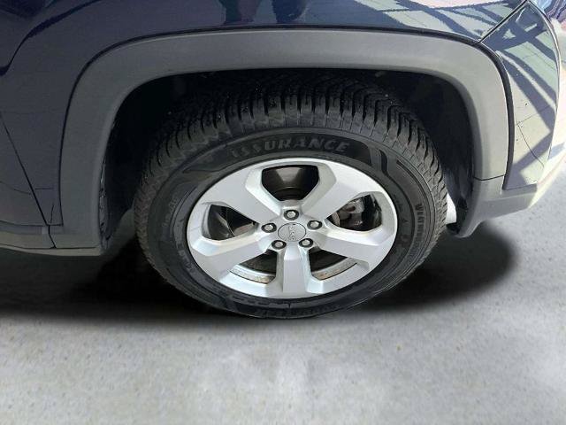 Used 2018 Jeep Compass Latitude w/ Popular Equipment Group FWD image 31