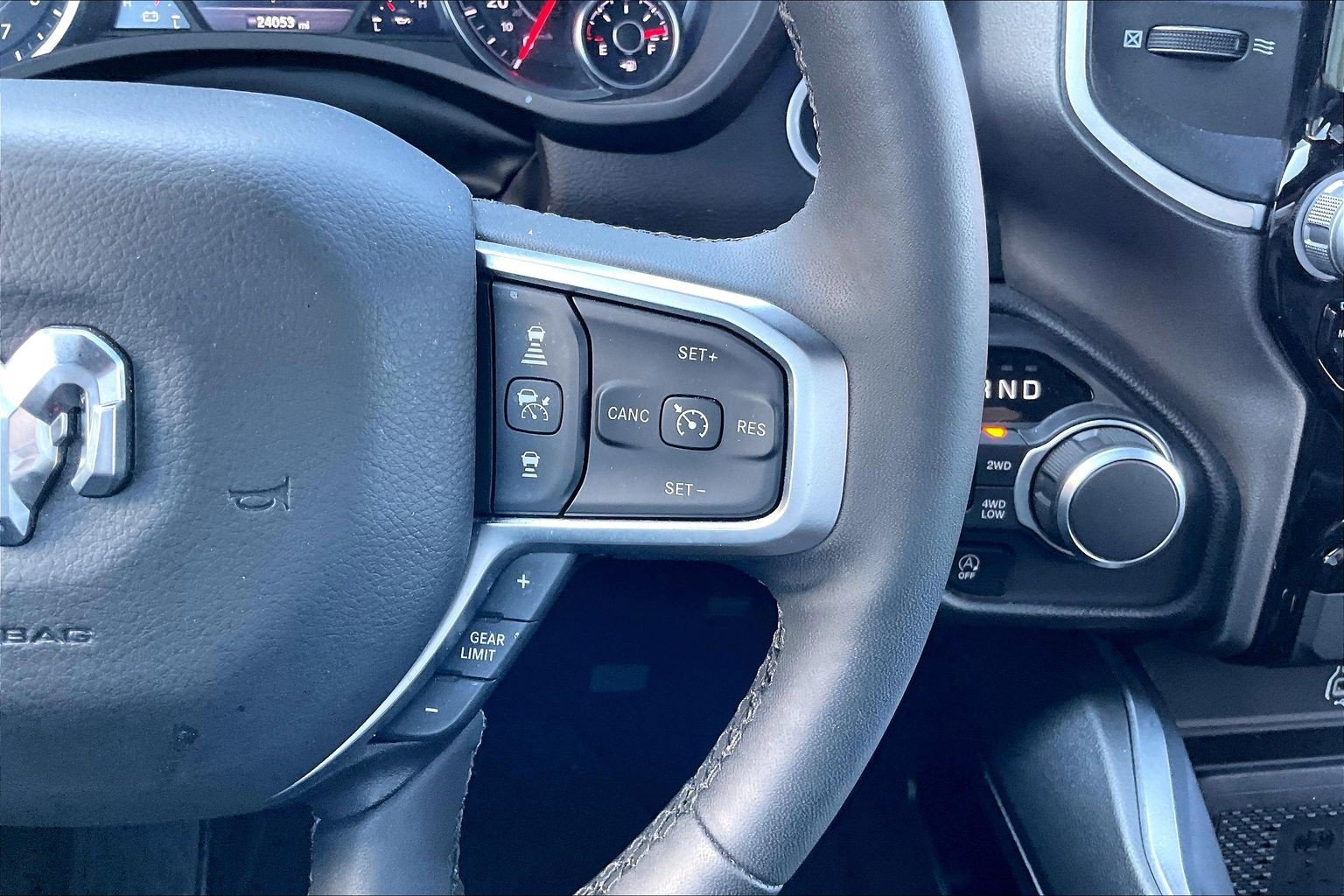 Used 2025 RAM 1500 Big Horn AWD/4WD image 18