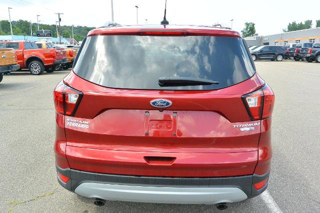 Certified 2019 Ford Escape Titanium AWD/4WD image 4