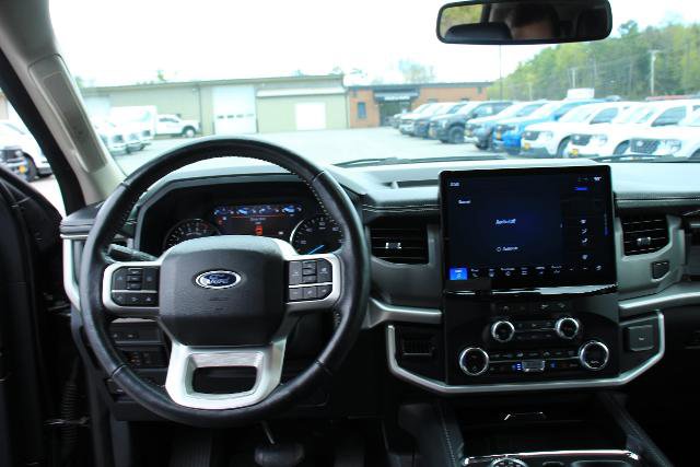 Certified 2024 Ford Expedition XLT AWD/4WD image 12