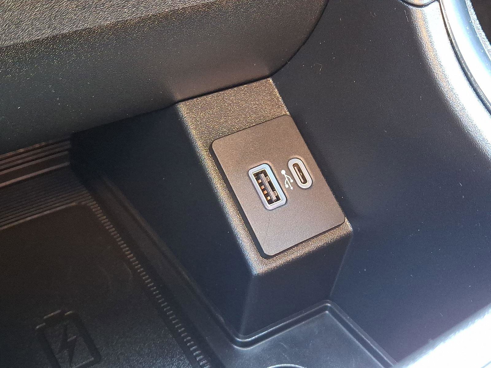 Certified 2024 Ford Edge ST w/ Equipment Group 401A image 24