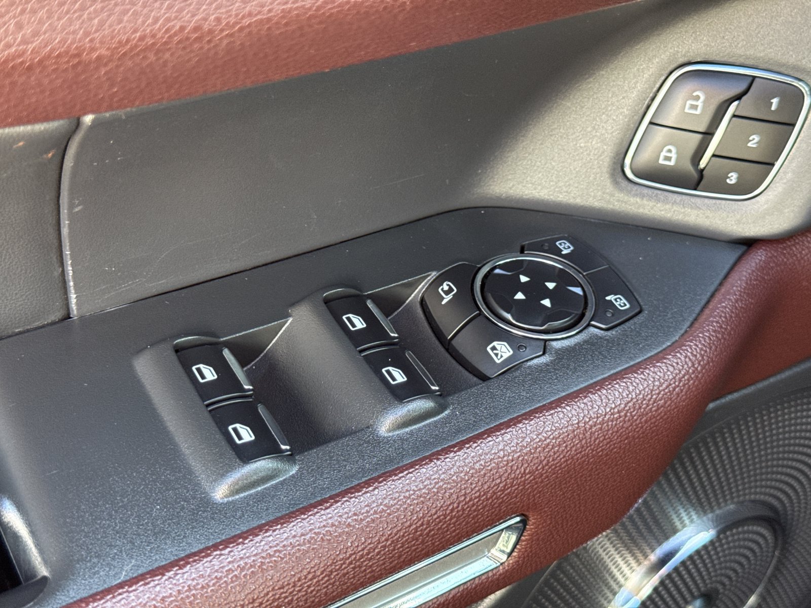 Certified 2024 Ford Expedition Limited RWD image 24