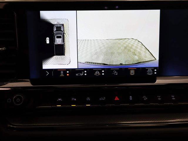 Used 2025 Chevrolet Silverado 1500 ZR2 w/ Technology Package image 11