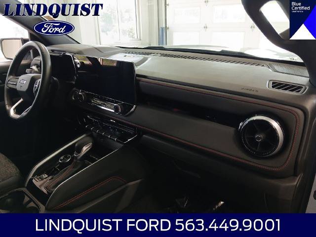 Used 2024 Chevrolet Colorado Z71 w/ Z71 Convenience Package 2 AWD/4WD image 18