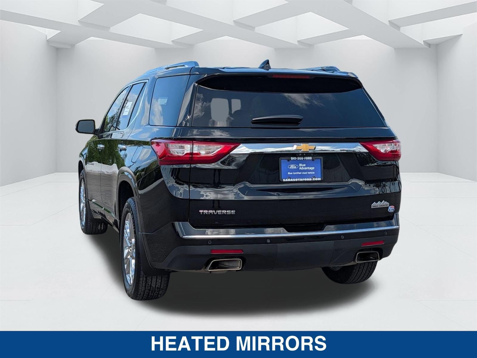 Used 2021 Chevrolet Traverse High Country image 2