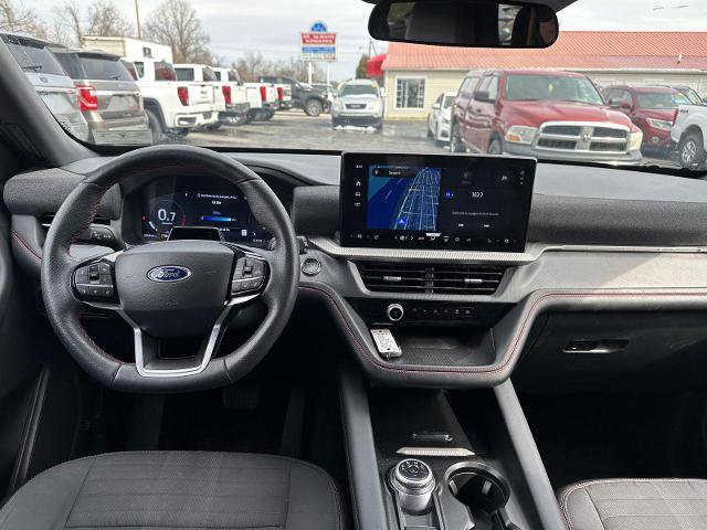 Certified 2025 Ford Explorer ST-Line w/ ST-Line Street Pack image 24