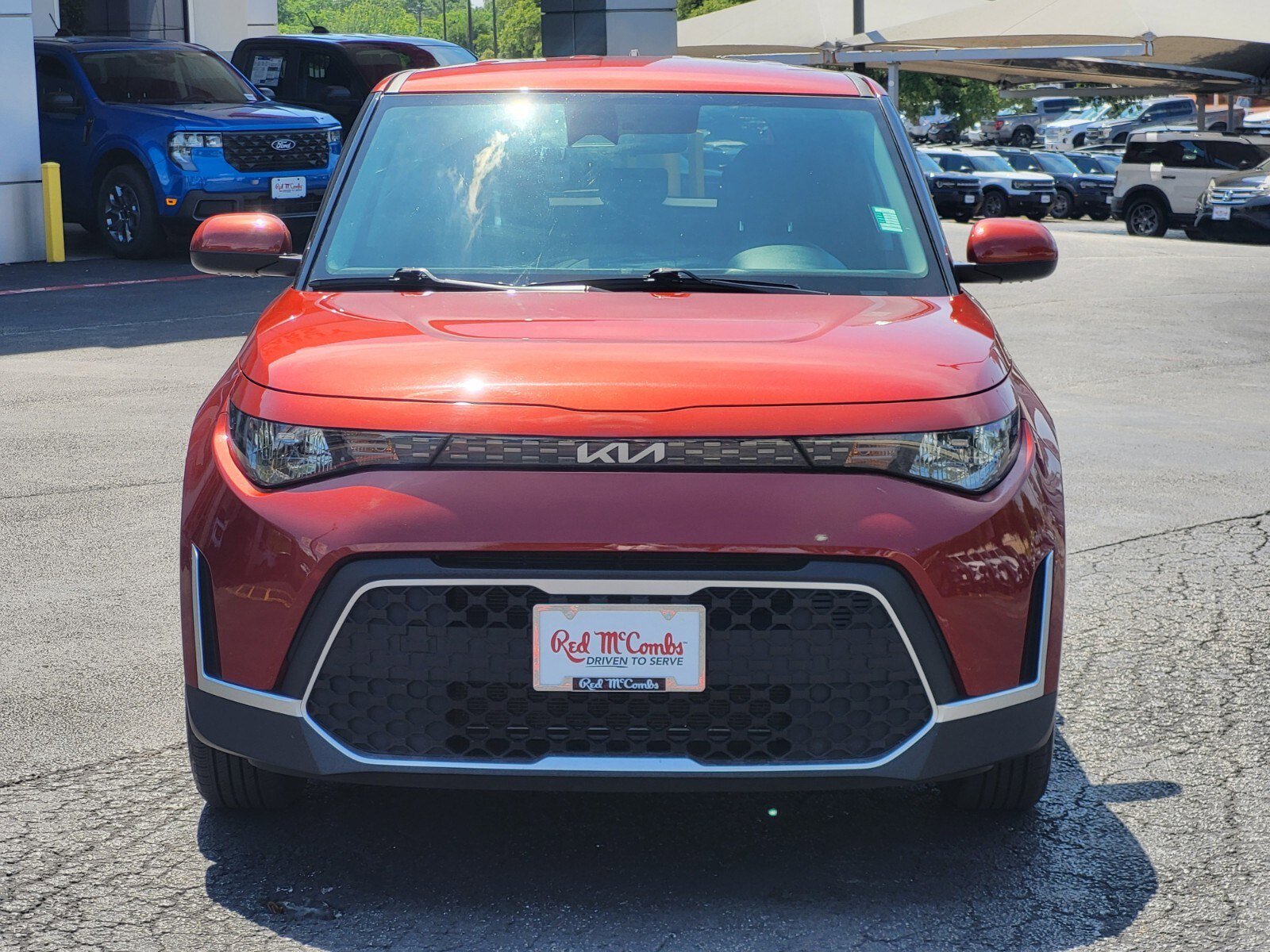 Used 2025 Kia Soul LX w/ LX Technology Package FWD image 9