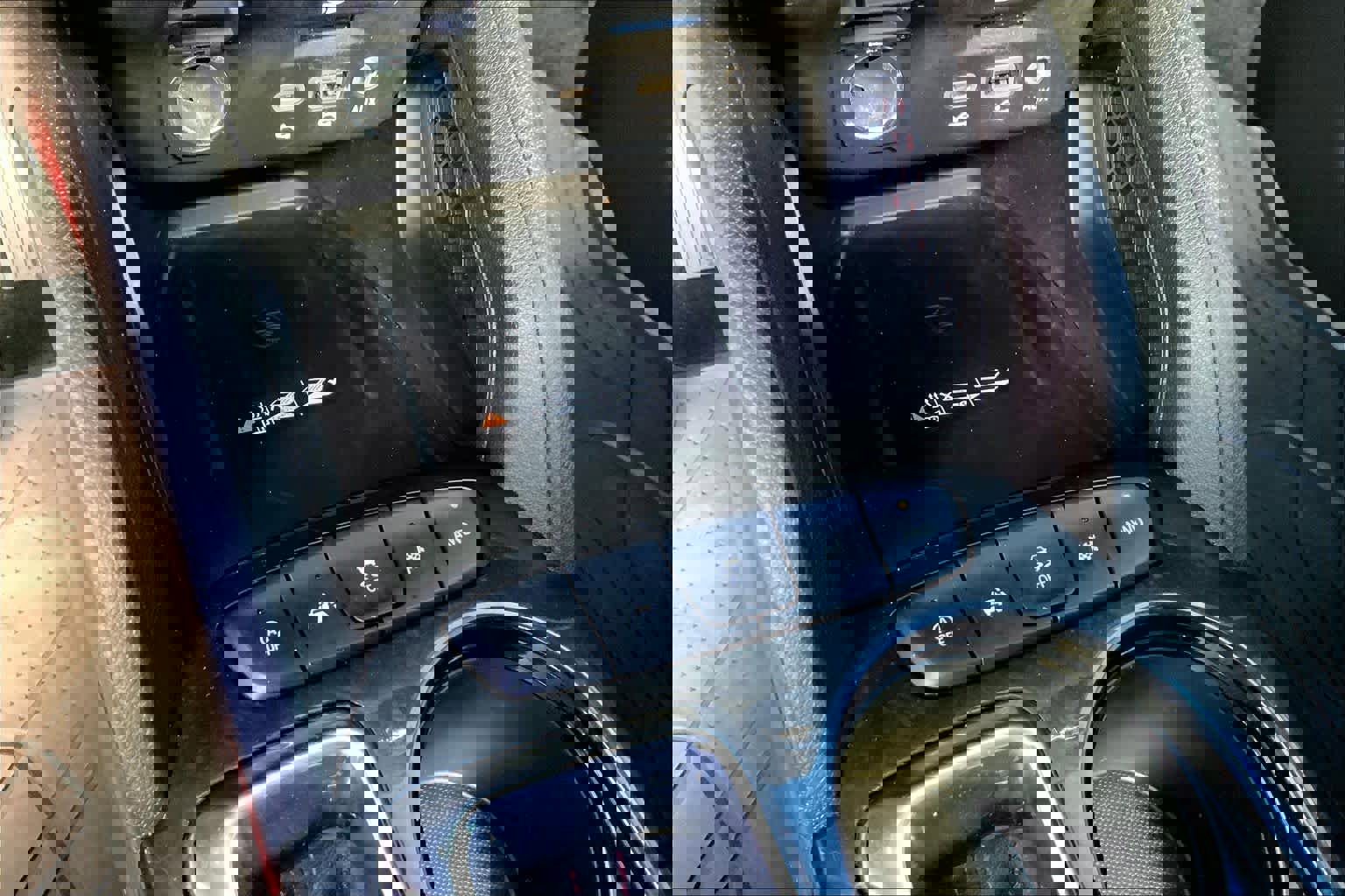 Used 2023 Chevrolet TrailBlazer RS w/ Sun and Liftgate Package image 30